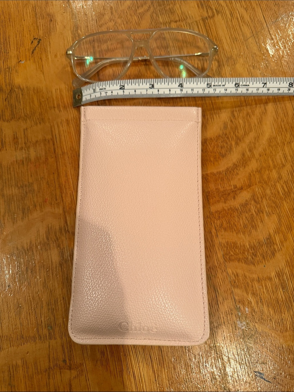 Chloe Womenโs Eyeglasses and Pink Leather Glasses Sleeve